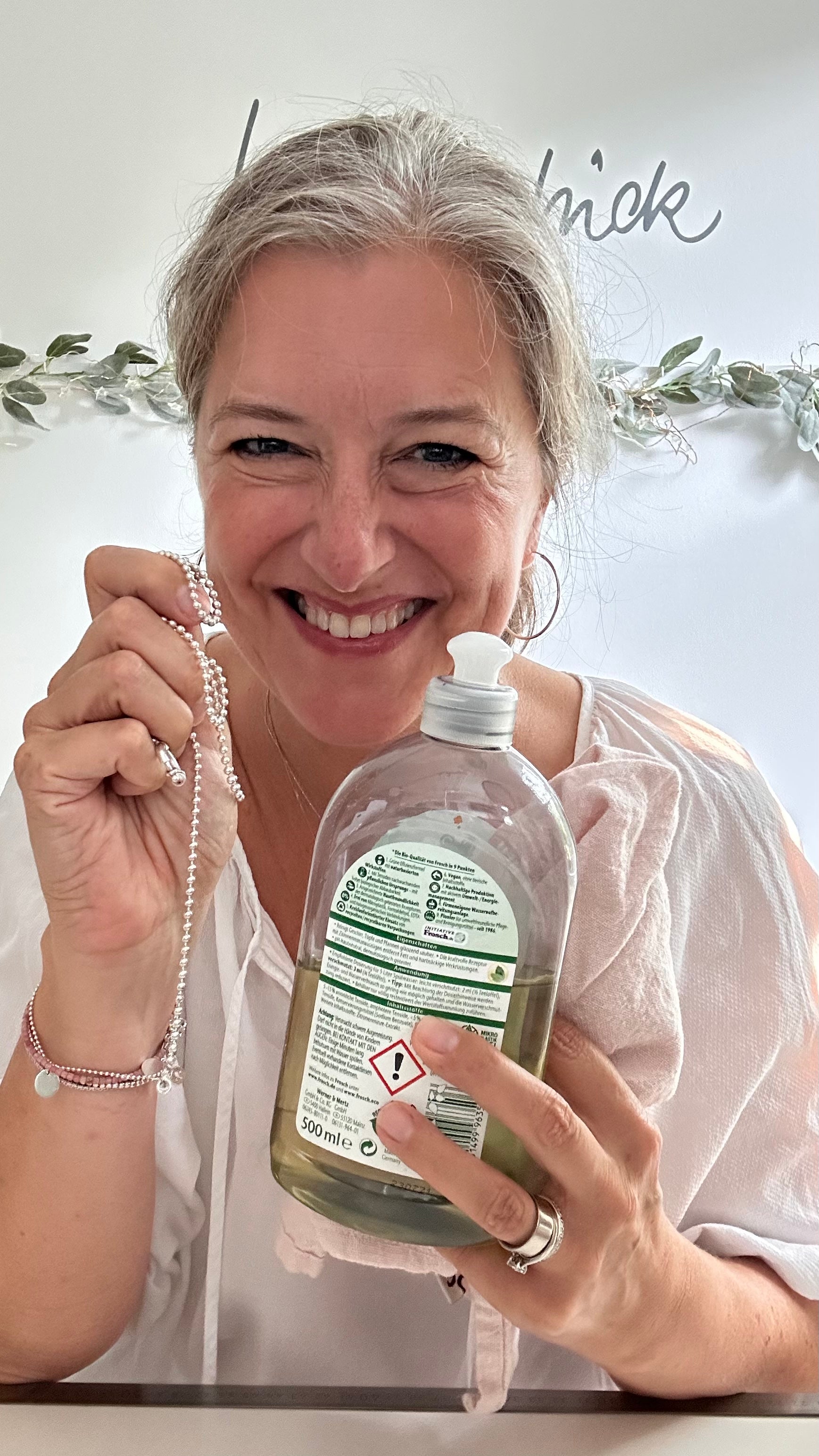 Angelaufene Goldkette Reinigen