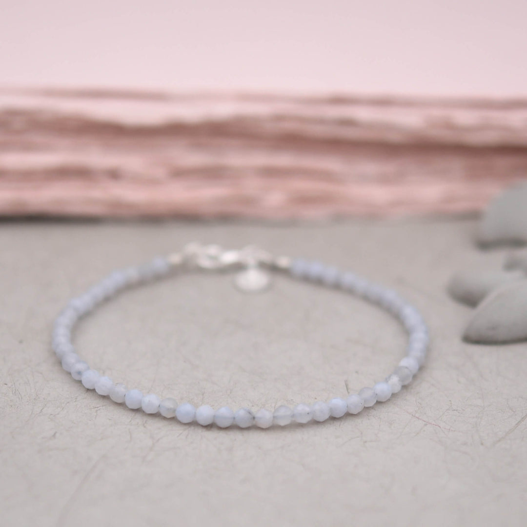Edelsteinarmband Chalcedon WOLKENBLAU