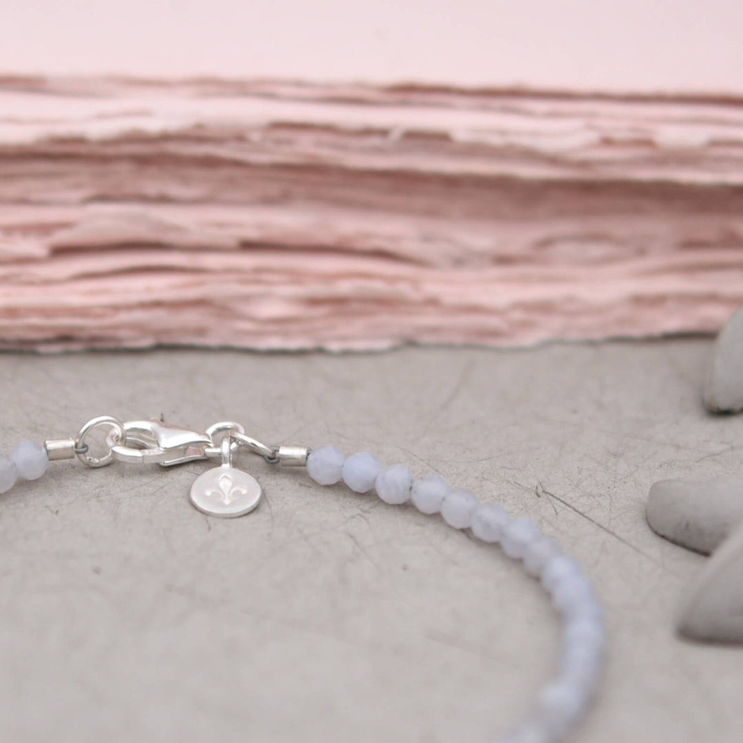 Edelsteinarmband Chalcedon WOLKENBLAU