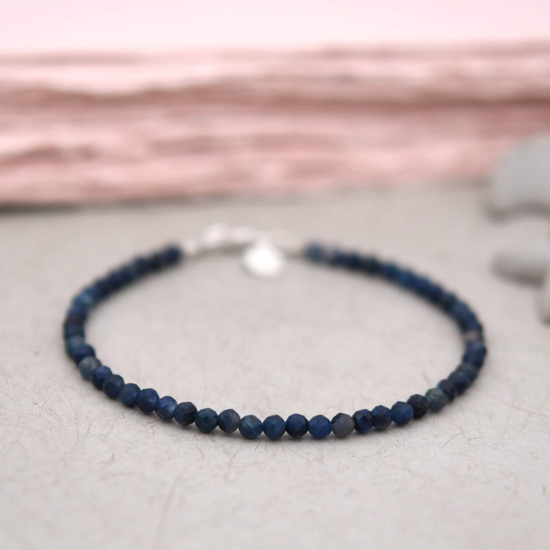 Edelsteinarmband Kyanit NACHTRUHE