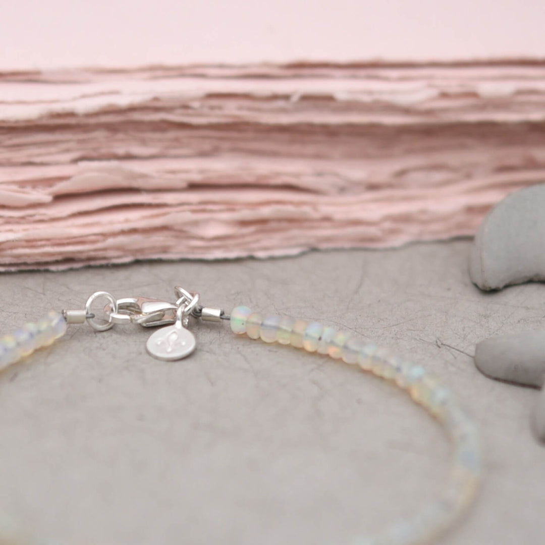 Edelsteinarmband Opal ZWISCHENLICHT